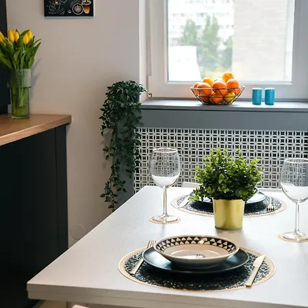 Ana Mojo Apartment